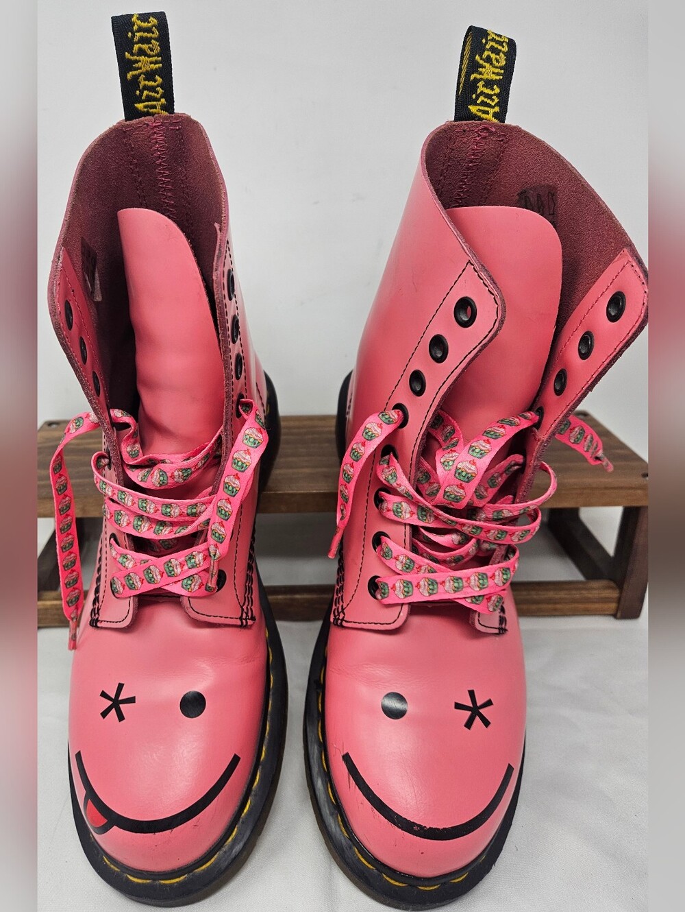 Dr. Martens Hincky Acid Pink Boots Womens 8 - Picture 3 of 7